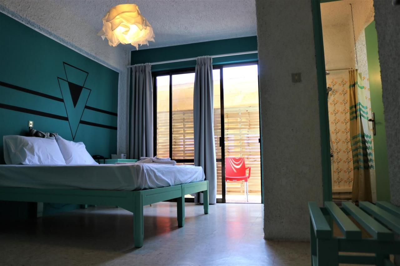 The Bongos - Socially Conscious Rooms, Part Of The Room Rate Goes To Charity Platanés Esterno foto