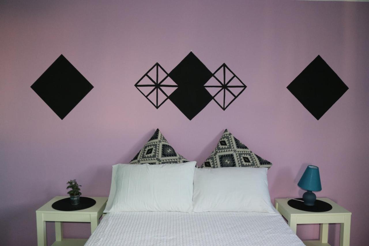 The Bongos - Socially Conscious Rooms, Part Of The Room Rate Goes To Charity Platanés Esterno foto